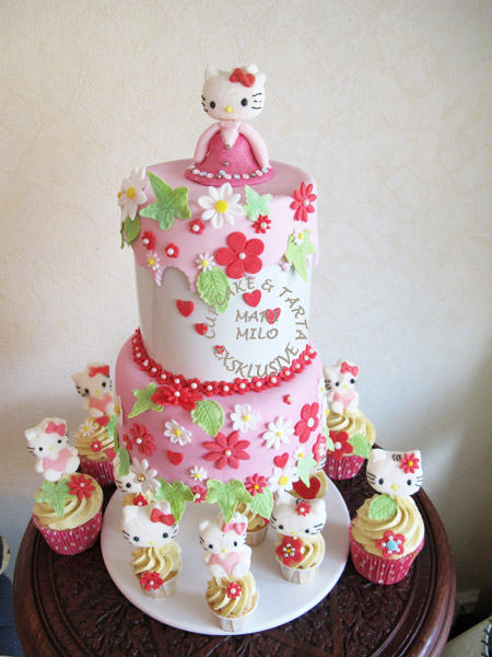 Hello Kitty barn kalas tårta