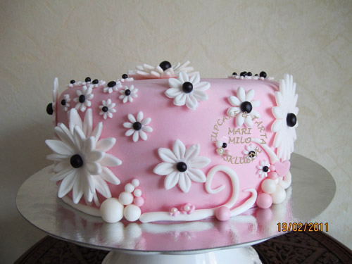 Rosa tårta
